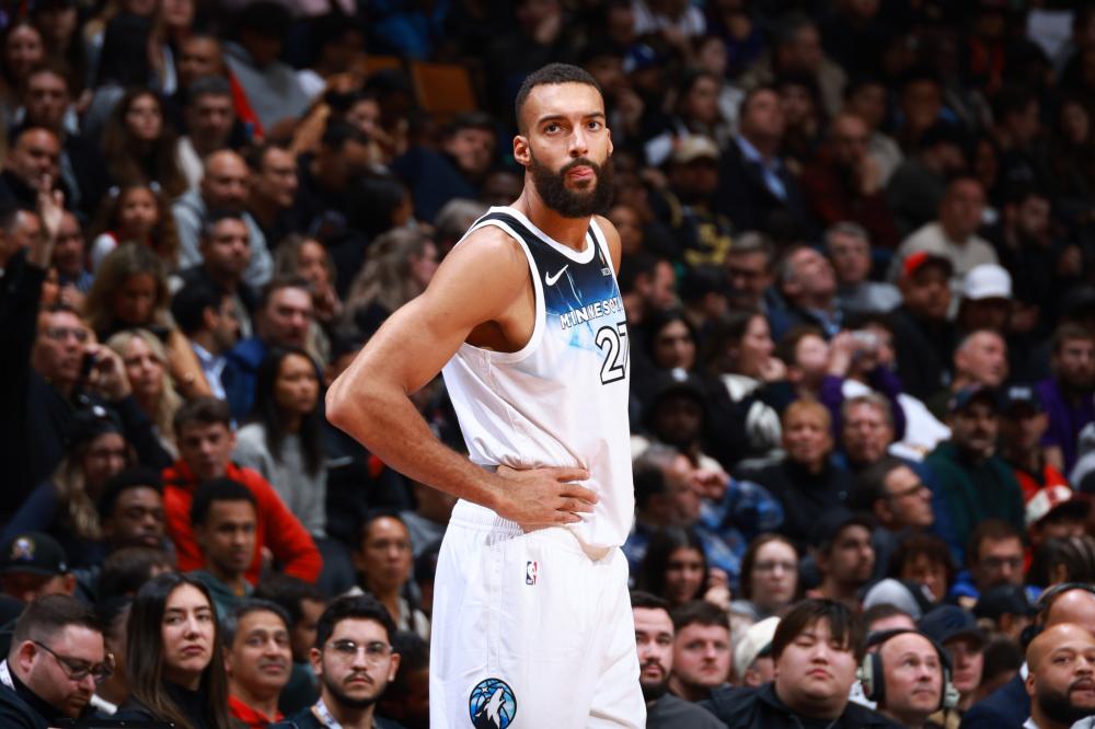 随着麦克格 随着麦克格