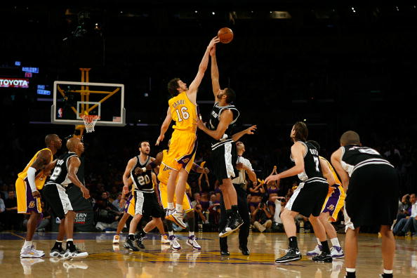 也是篮球赛 也是篮球赛