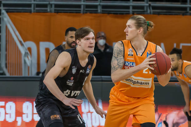 郑加恒一直 郑加恒一直