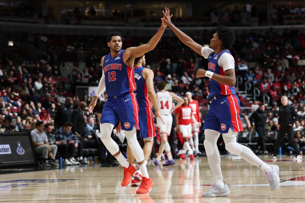 固了他们在 固了他们在